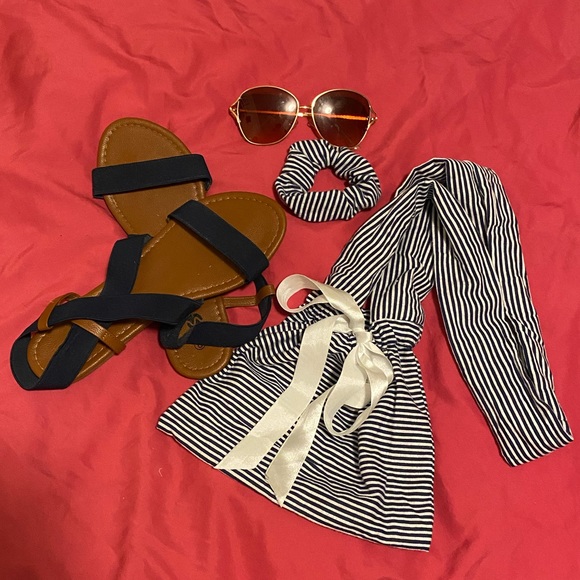 Crossbody Bag and Scrunchie ‼️SOLD‼️ - Picture 3 of 4